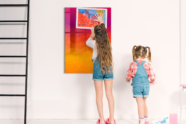 Tablă cu marker O tablă colorată pentru notițe și fotografii