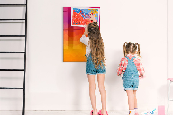 Tablă cu marker O tablă colorată pentru notițe și fotografii