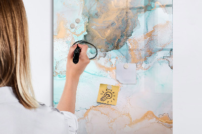 Tablă magnetică de scris O tablă colorată pentru prezentarea fotografiilor