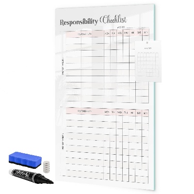 Tablă cu marker Lista responsabilităților pentru fiecare lună