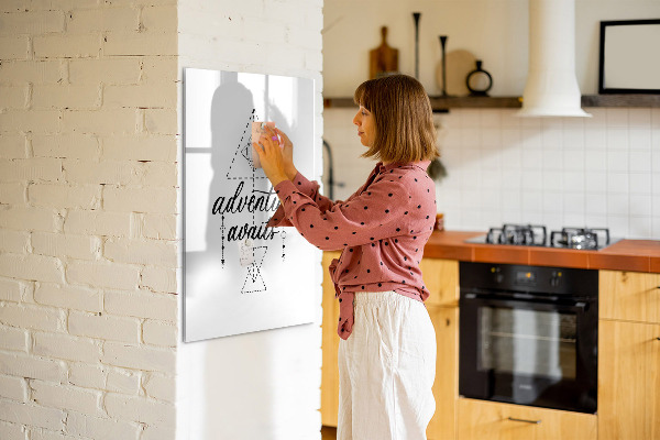 Tablă cu marker Un spațiu creativ pentru amintiri și aventuri