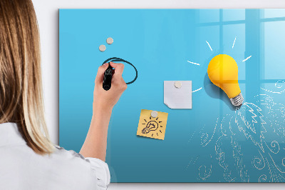 Tablă cu marker O tablă colorată pentru prezentarea fotografiilor