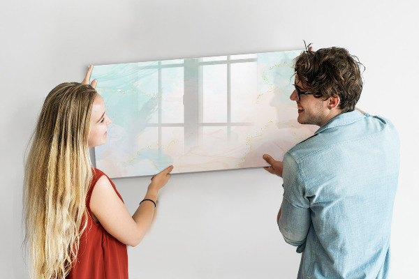 Tablă cu marker O tablă colorată pentru prezentarea fotografiilor