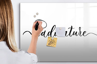 Tablă cu marker Un spațiu creativ pentru amintiri și fotografii