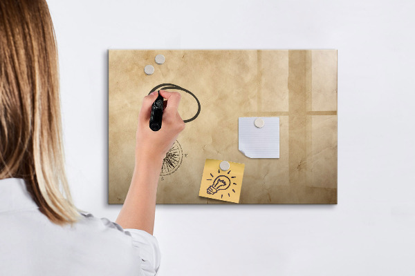 Tablă cu marker O tablă elegantă pentru notițe și fotografii