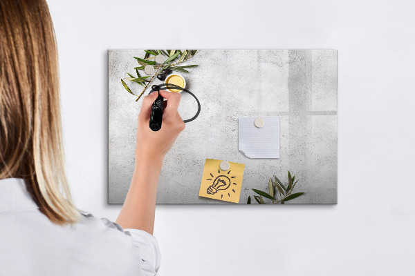 Tablă cu marker O tablă elegantă pentru notițe și fotografii