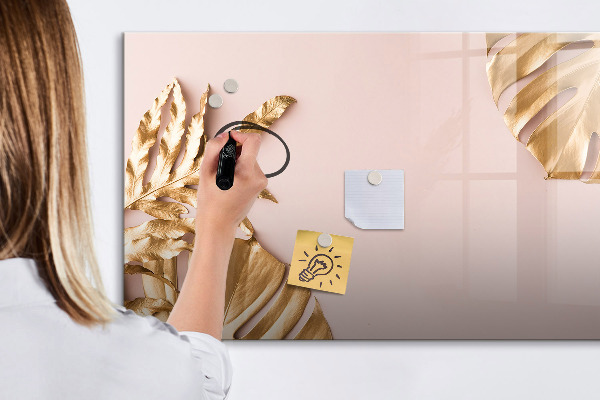 Tablă cu marker O tablă elegantă pentru prezentarea fotografiilor
