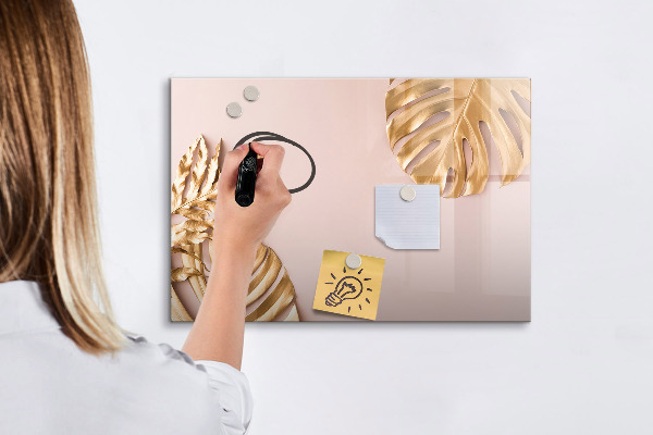Tablă cu marker O tablă elegantă pentru prezentarea fotografiilor