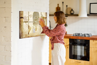 Tablă cu marker O hartă a lumii cu amintiri personale