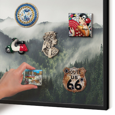 Panou magnetic mural decorativ cadru negru Munți verzi