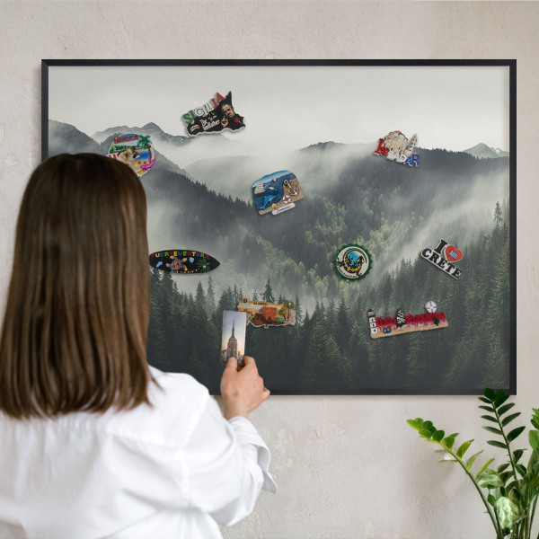 Panou magnetic mural decorativ cadru negru Munți verzi