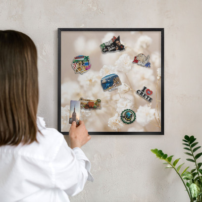 Panou magnetic mural decorativ cadru negru Flori bej
