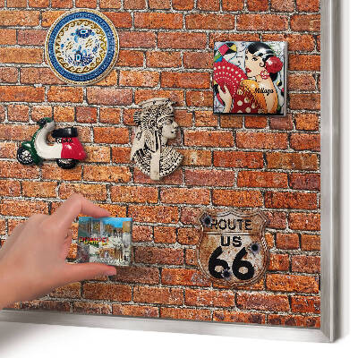 Panou magnetic înrămat pentru magneți de culoare argintie Motiv de cărămidă