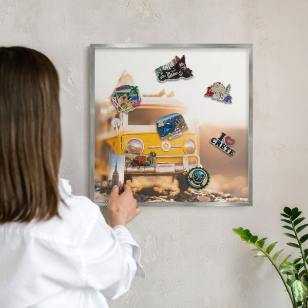 Panou magnetic înrămat pentru magneți de culoare argintie Călătorii retro