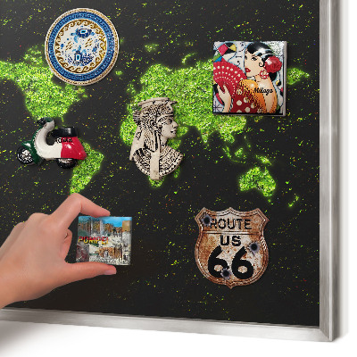 Panou magnetic înrămat pentru magneți de culoare argintie Hartă verde