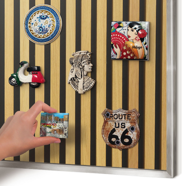 Panou magnetic înrămat pentru magneți de culoare argintie Ritmuri de lemn