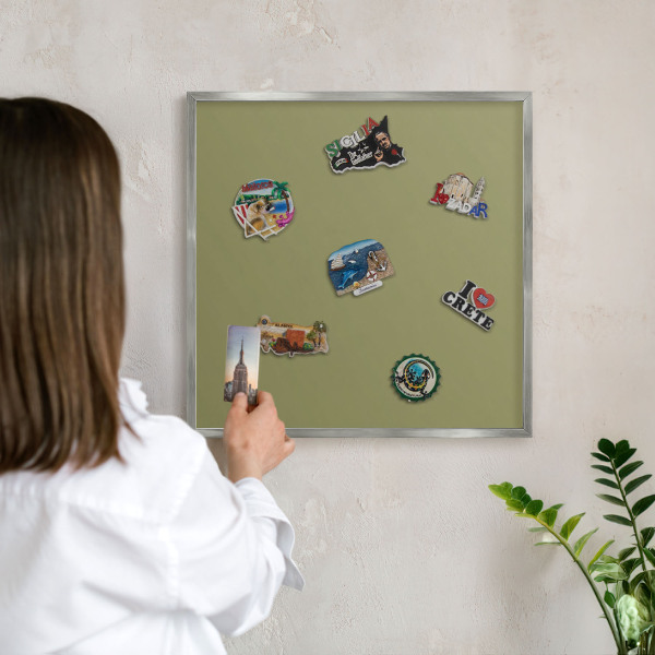 Panou magnetic înrămat pentru magneți de culoare argintie Iarbă verde