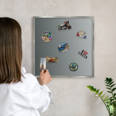 Panou magnetic înrămat pentru magneți de culoare argintie Gradient albastru