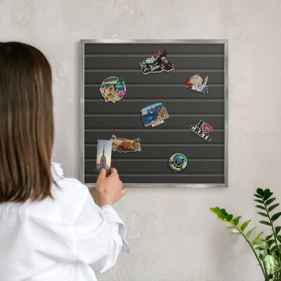 Panou magnetic înrămat pentru magneți de culoare argintie Textură panou