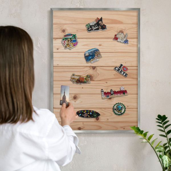 Tablă magnetică pentru colecția de magneți cadru argintiu Model din lemn