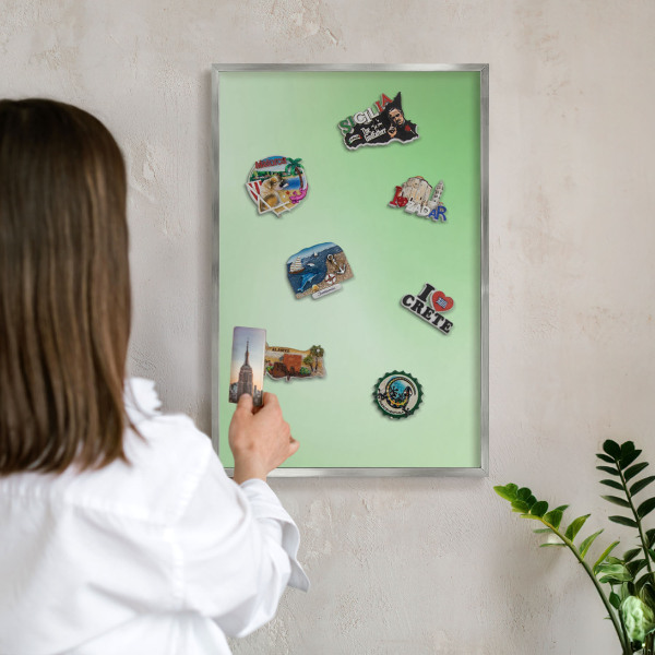 Panou magnetic înrămat pentru magneți de culoare argintie Armonie verde
