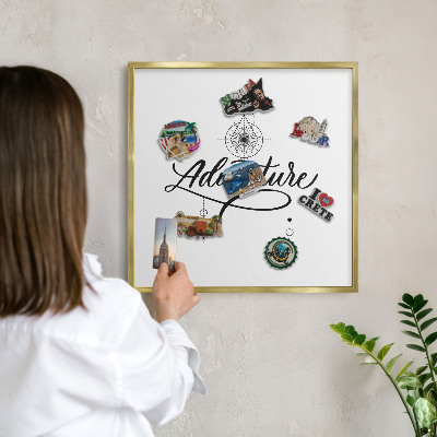 Tablă magnetică de perete în cadru auriu Aventură tipografică
