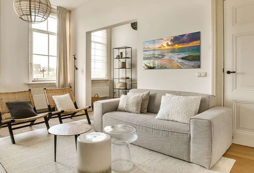 Ce tablouri se potrivesc în camera de zi? Un ghid practic